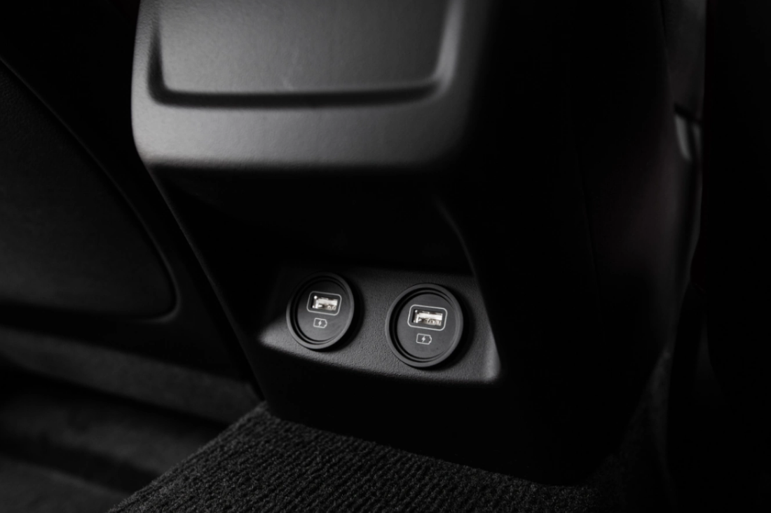 2023 Kia K5 USB Ports