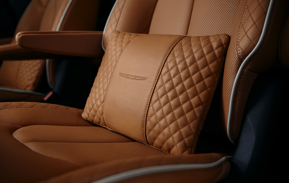 2023 Chrysler Pacifica Plug-In Hybrid Seats
