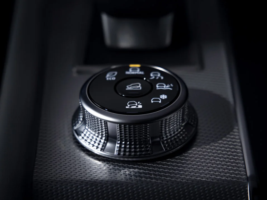 2023 Mitsubishi Outlander Drive Mode Select