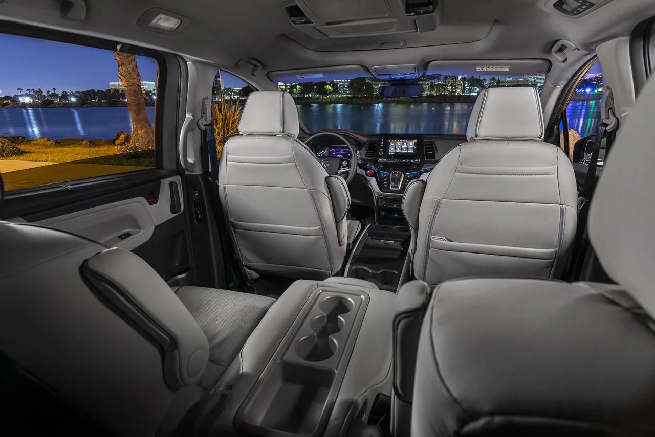 2023 Honda Odyssey Interior