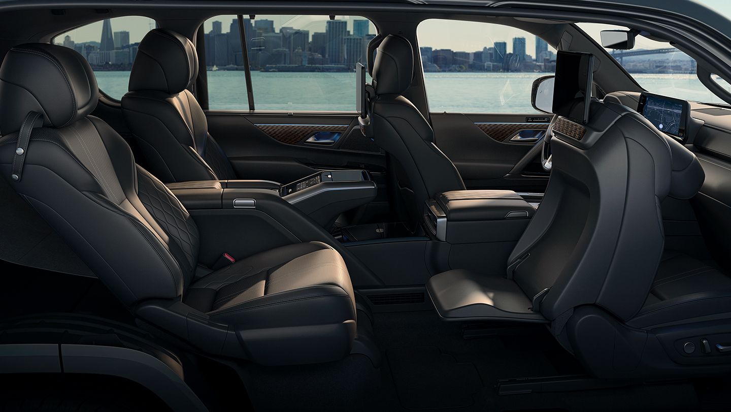 2023 Lexus LX 600 Seating Arrangement