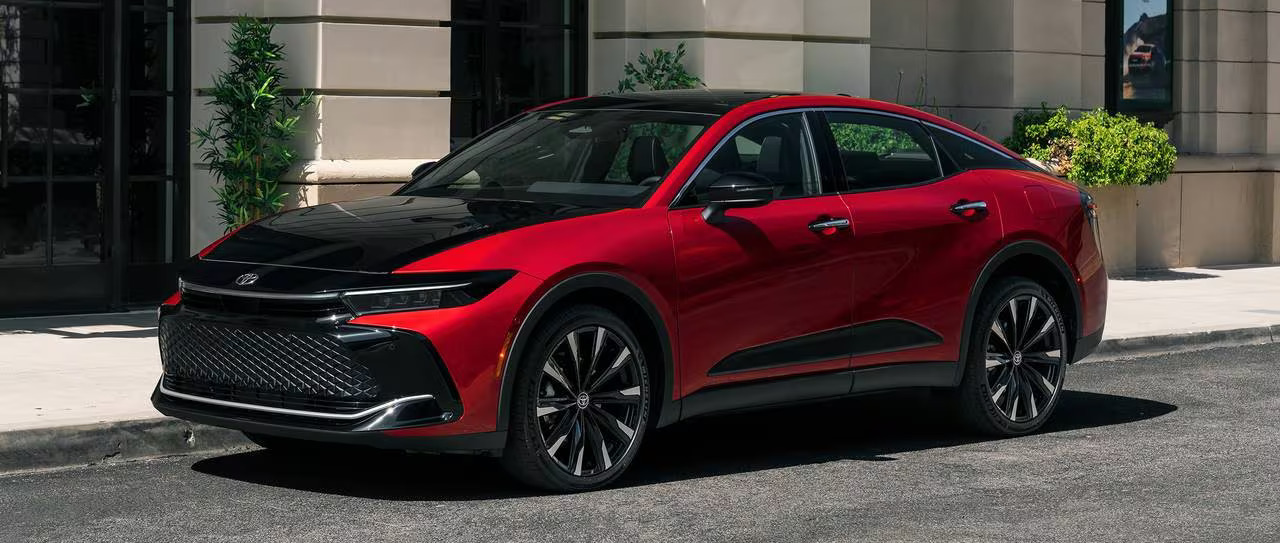 2023 Toyota Crown Key Features in St. Louis, MO