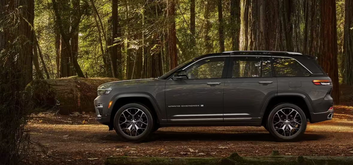 2023 Jeep Grand Cherokee for Sale near Mansfield, OH Wise Chrysler