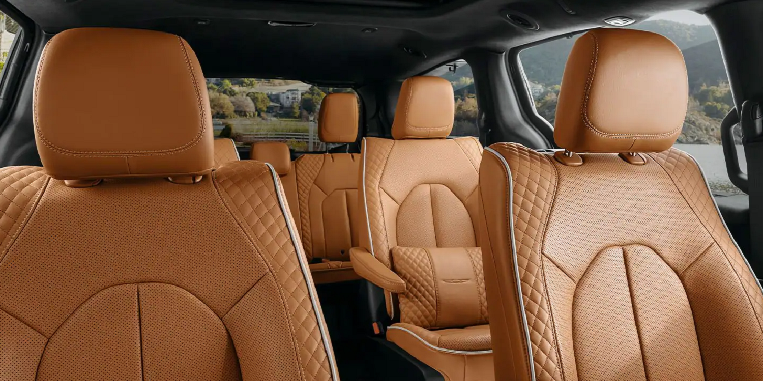 2023 Chrysler Pacifica Interior Seating