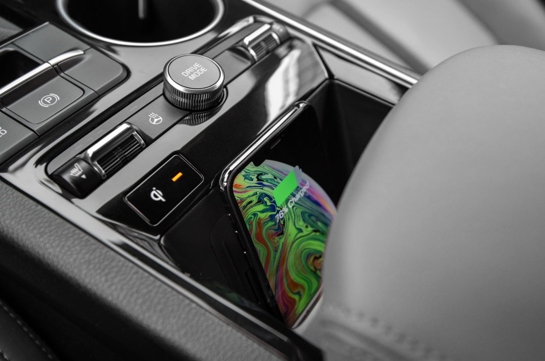 2023 Kia K5 Wireless Charging
