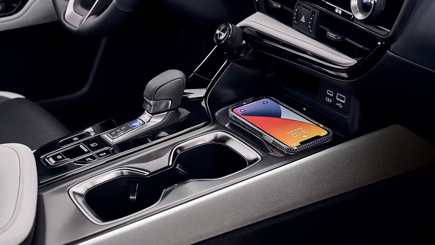 2024 Lexus NX 350 Center Console