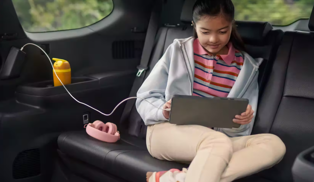 Grand Highlander Connected Services