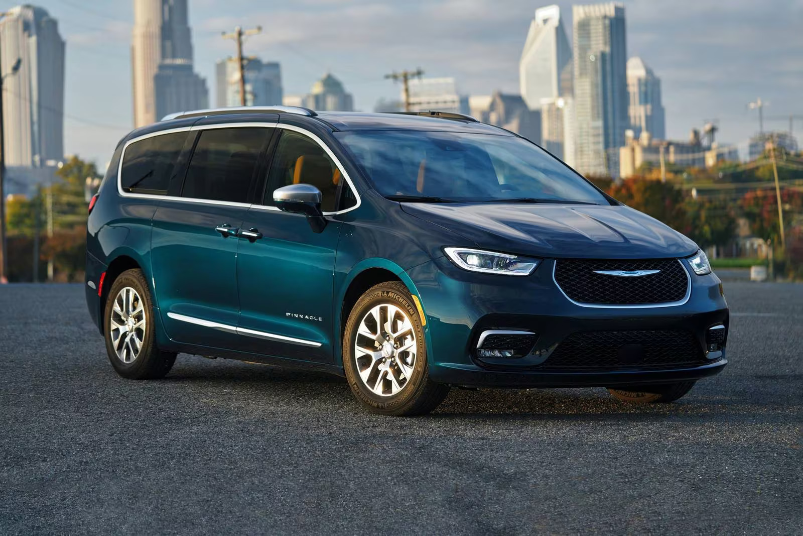 2023 Chrysler Pacifica vs The Competition in Chambersburg, PA - Shively  Motors of Chambersburg