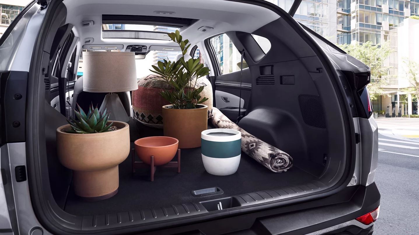 2023 Hyundai TUCSON Storage Space