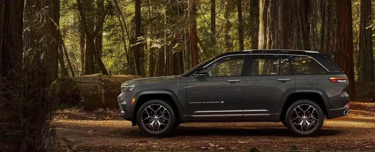 2023 Jeep Grand Cherokee L for Sale near Fort Lee, NJ Chrysler Dodge