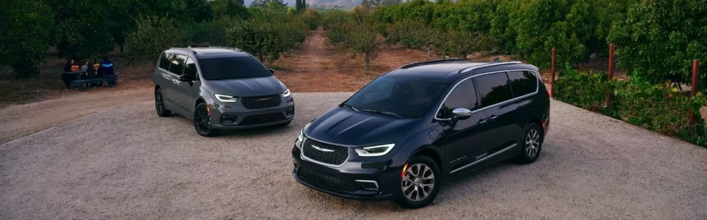 2023 Chrysler Pacifica for Sale near Fishers, IN