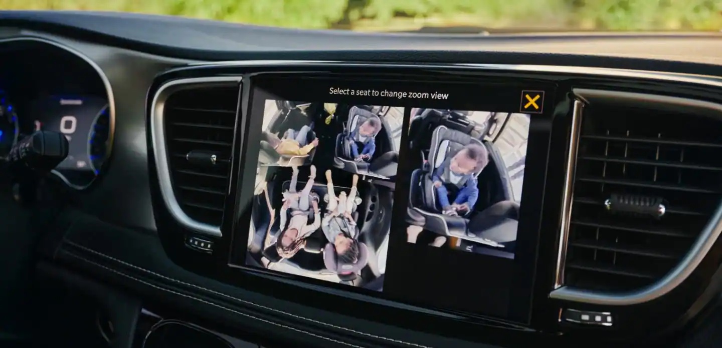 2023 Chrysler Pacifica Rear Seat Camera