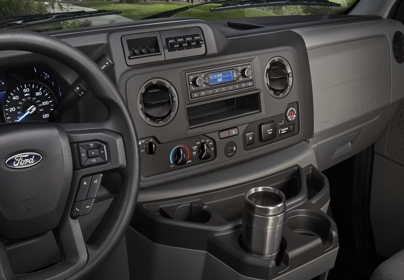 2024 Ford E-450 Center Stack