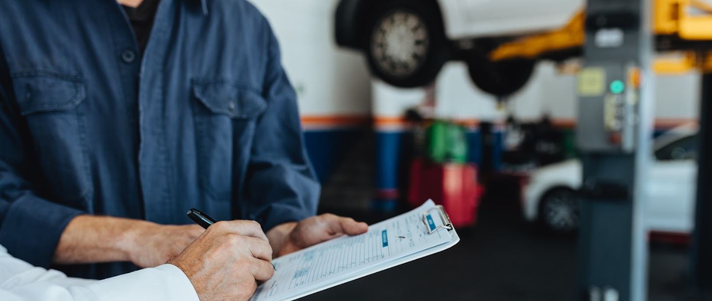 Oil Change Service in Dundee, MI