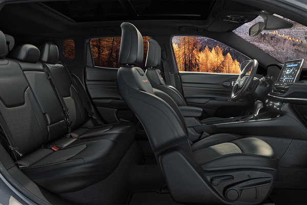 2023 Jeep Compass Interior