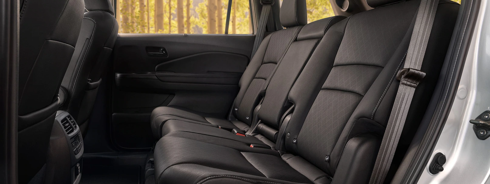 2023 Honda Passport Seats