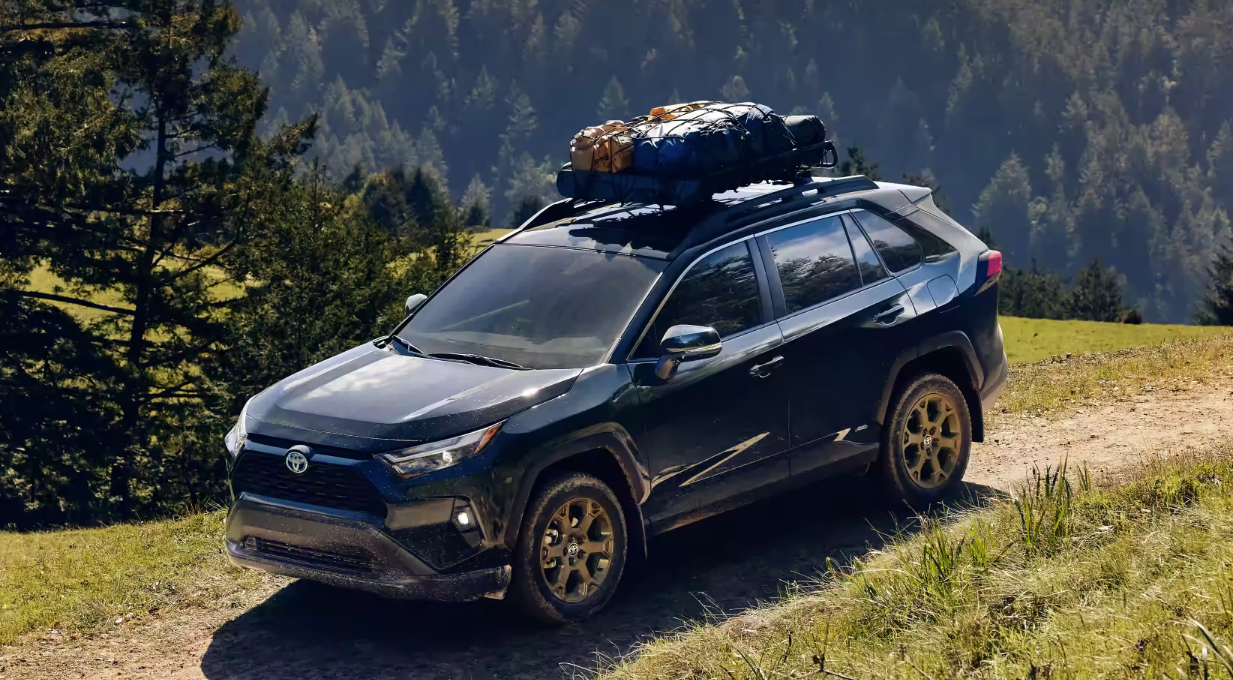 2023 Toyota RAV4 vs 2023 Honda CR-V near Bangor, ME