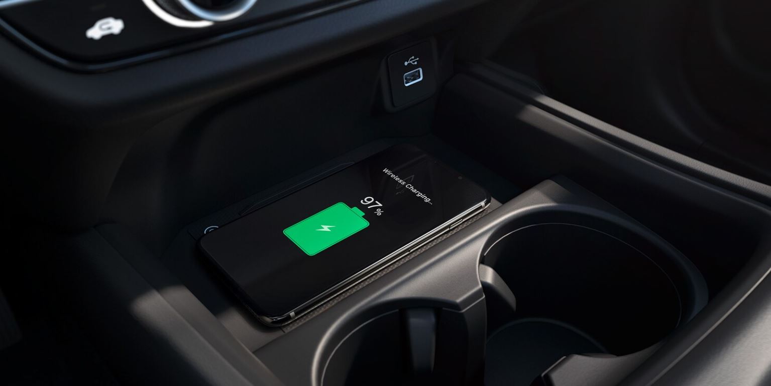 El HR-V tiene disponible un cargador de teléfono inalámbrico.