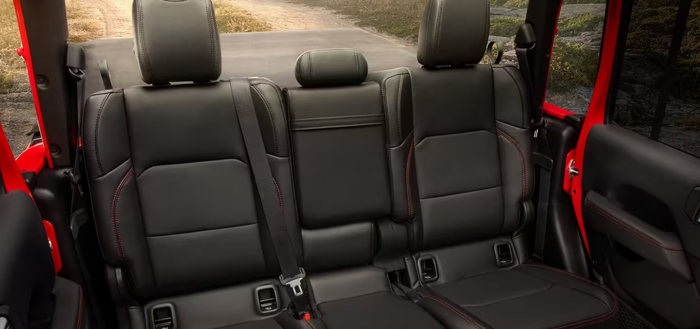 2023 Jeep Gladiator Seating