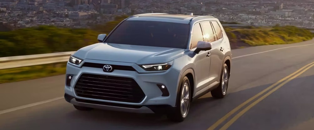 2024 Toyota Grand Highlander Key Features near Odessa, TX