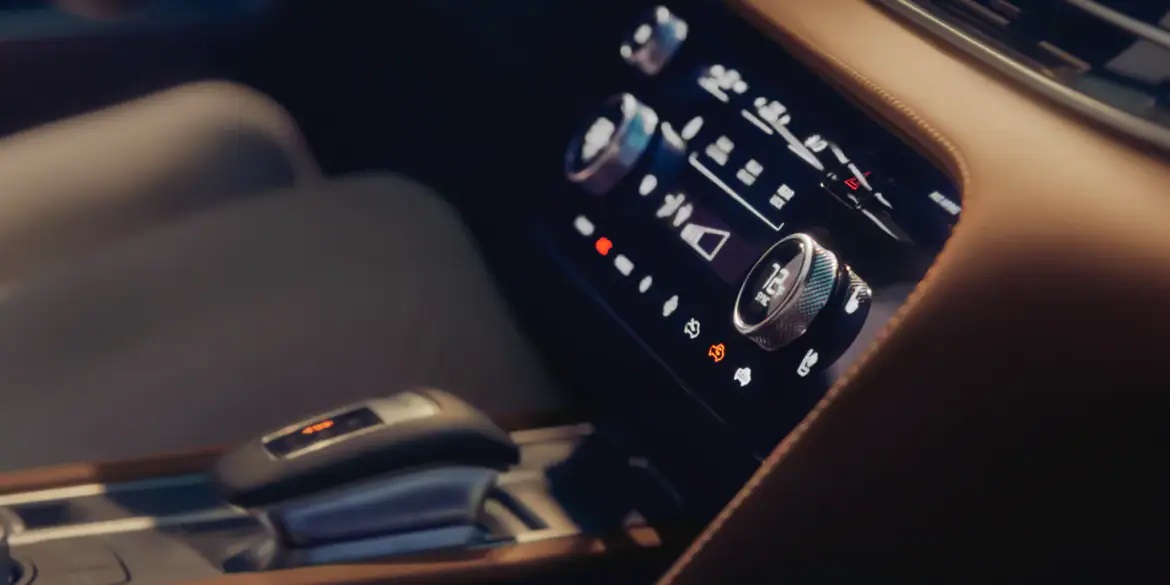 2023 INFINITI QX60 Center Stick