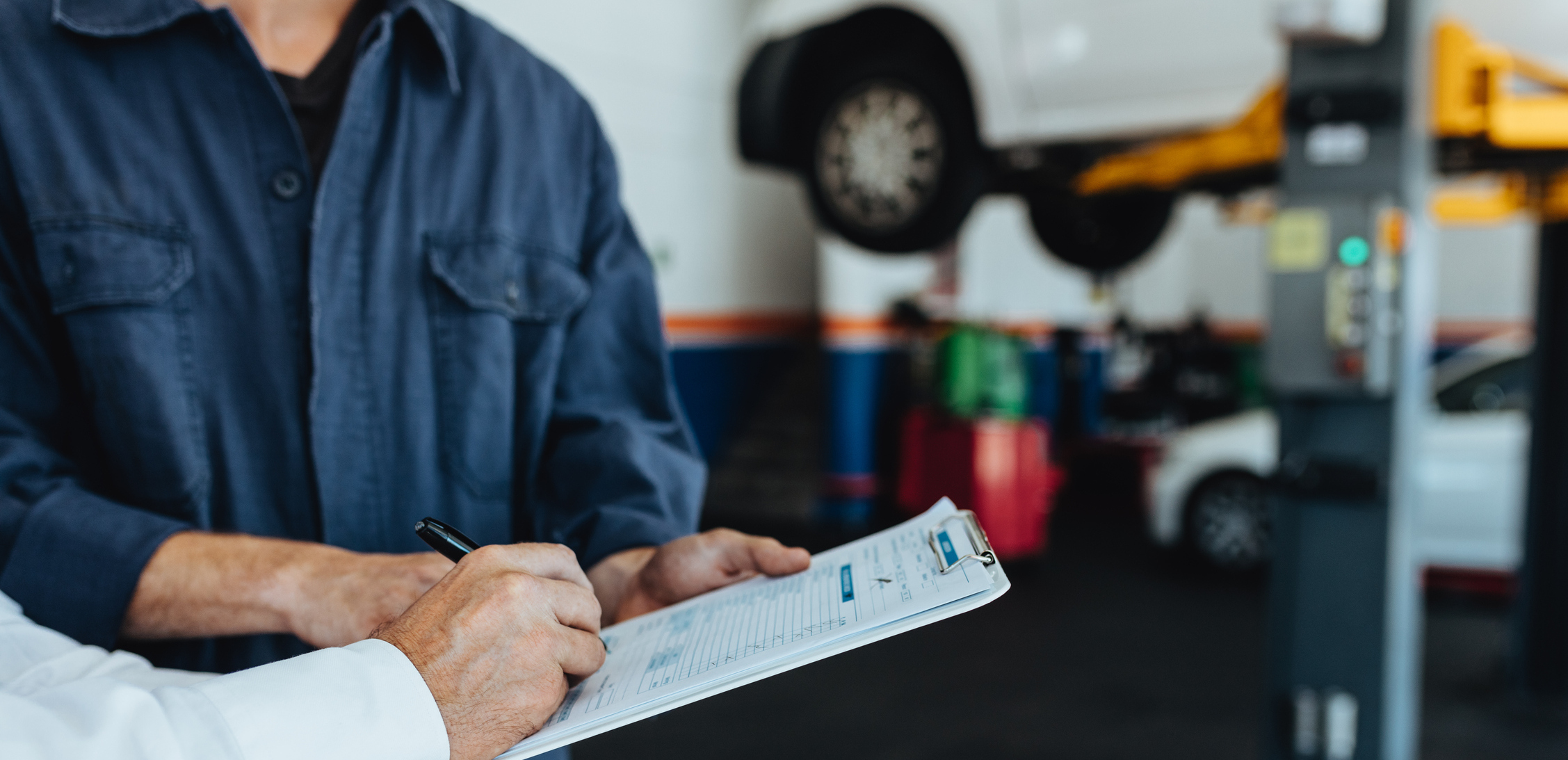 Brake Fluid Service near Hicksville, NY