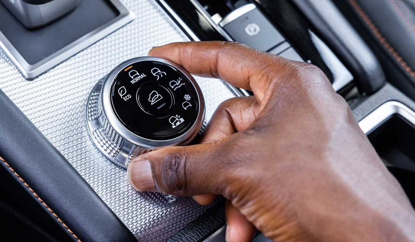 2023 Mitsubishi Outlander Drive Mode Selector