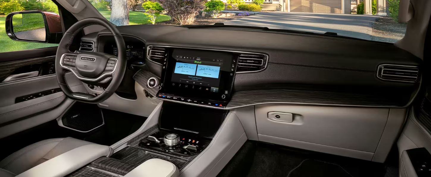 2023 Wagoneer Dashboard Design