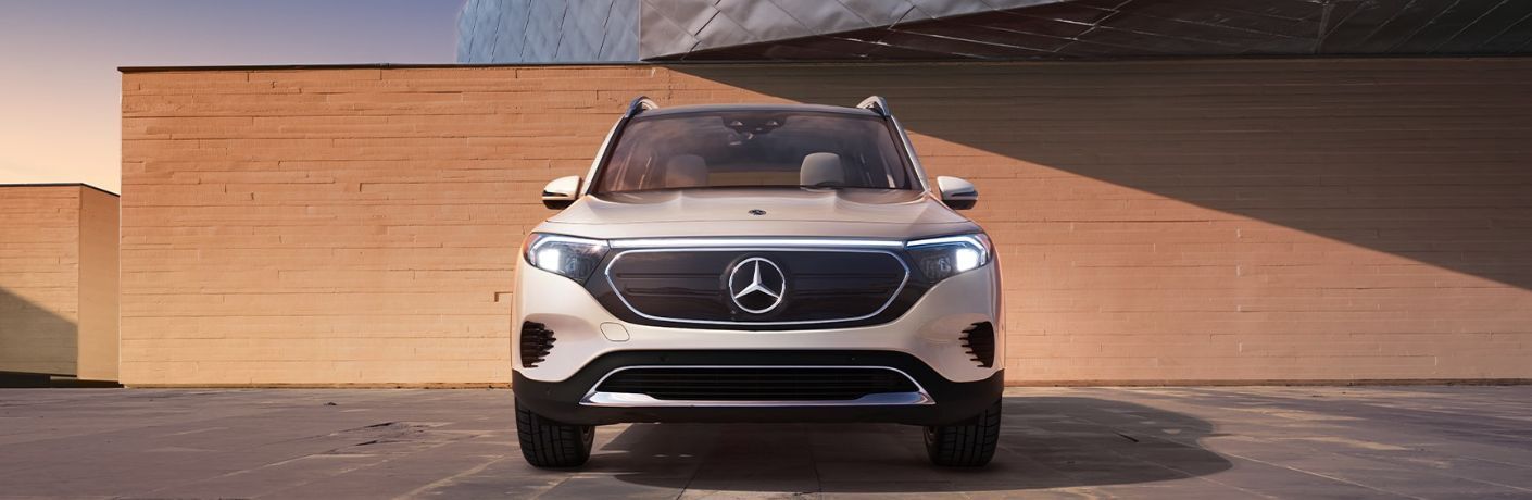 Front view of the 2023 Mercedes-Benz EQB
