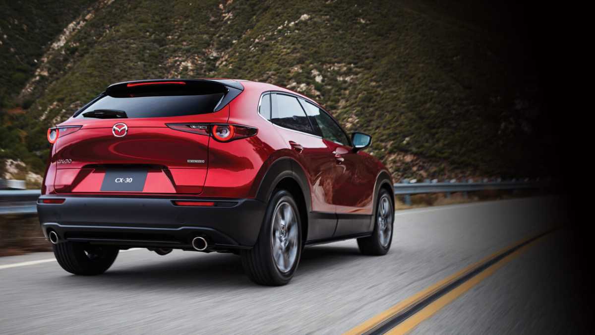 Comparing Fuel Efficiency Mazda CX30 vs. Other Compact SUVs