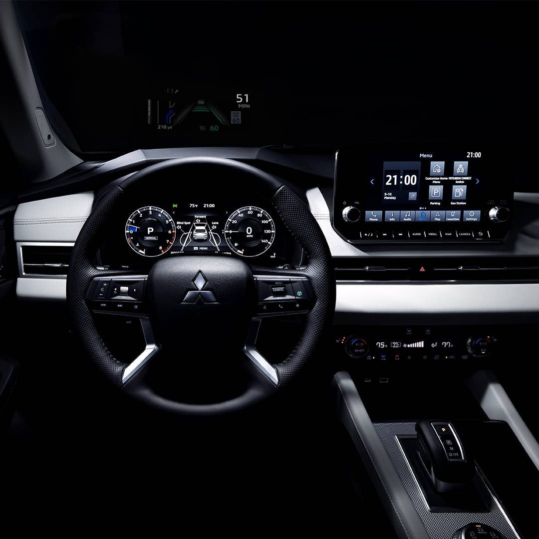 Steering Wheel and Infotainment System of the 2024 Mitsubishi Outlander