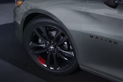 2024 Chevrolet Malibu Available 19-inch Wheel