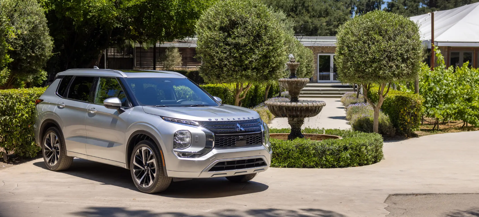 2025 Mitsubishi Outlander for Sale near New Braunfels, TX Mission