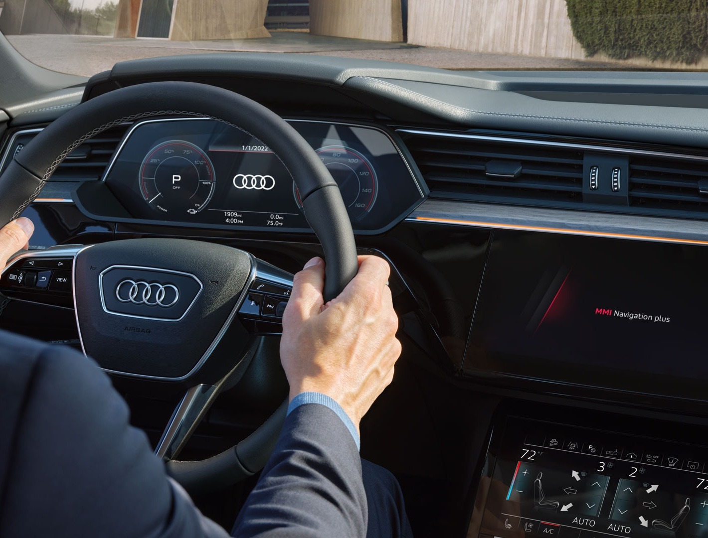 2024 Audi Q8 Sportback e-tron Dashboard