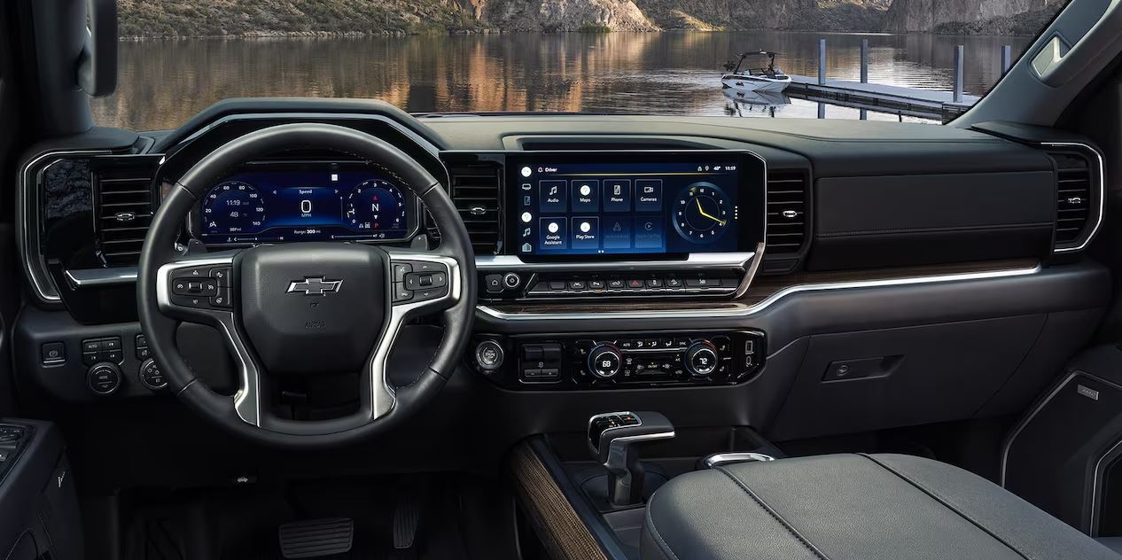 2024 Chevrolet Silverado 1500 Cockpit