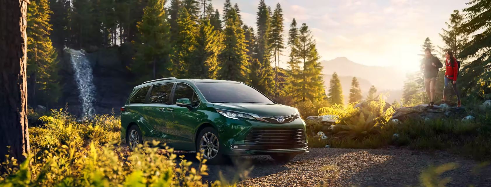 2023 Toyota Sienna for Sale near Urbandale, IA