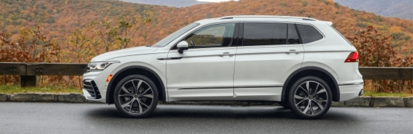 2022 Volkswagen Tiguan side view