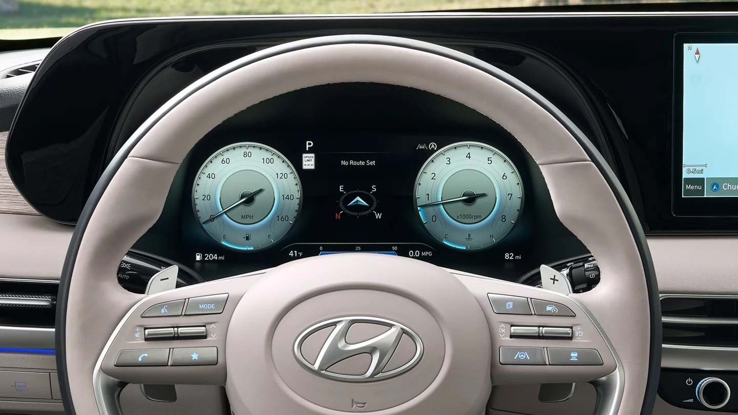 2024 Hyundai PALISADE Driver Controls