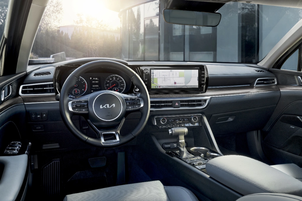 2024 Kia K5 Front Cabin