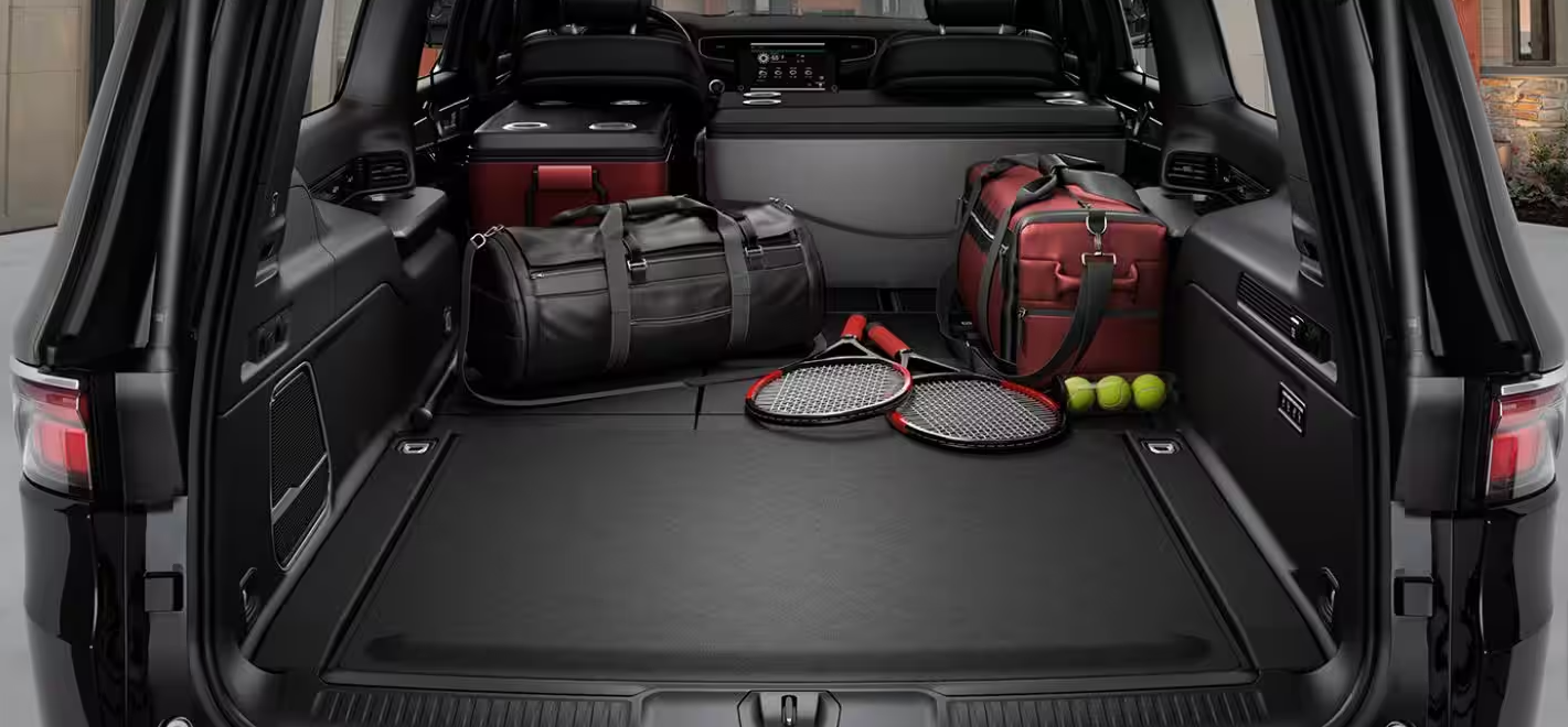 Wagoneer L Cargo Space