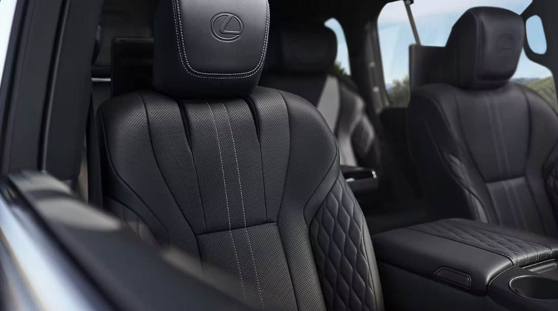 2023 Lexus LX 600 Seating