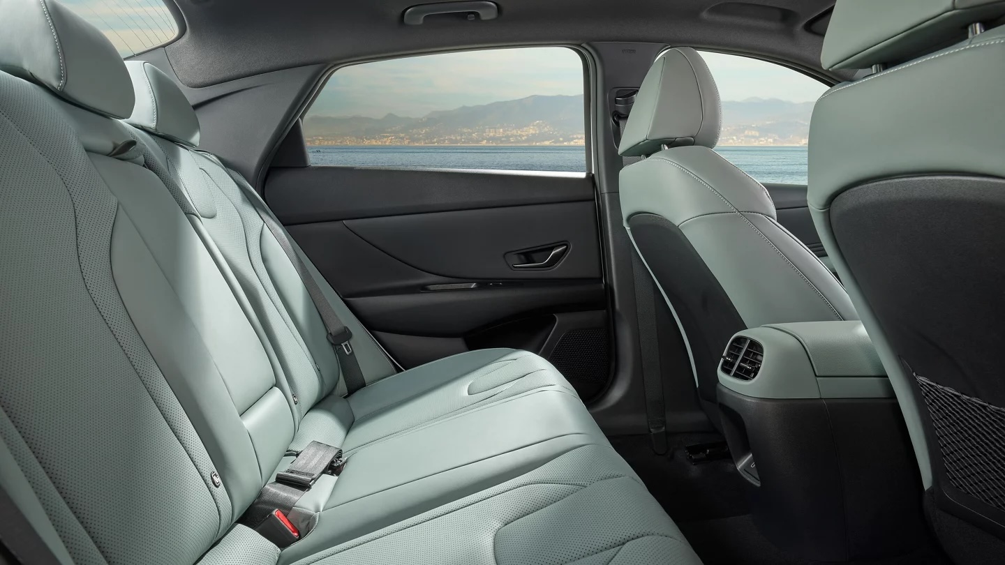 2024 Hyundai ELANTRA Rear Seats