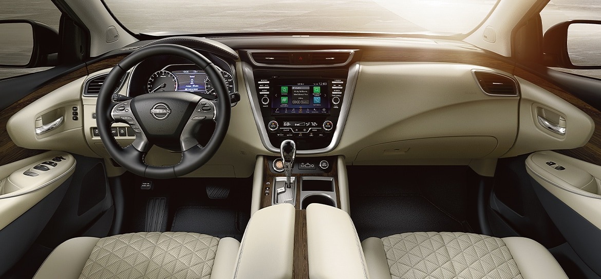 Steering Wheel and Infotainment System in the 2024 Nissan Murano