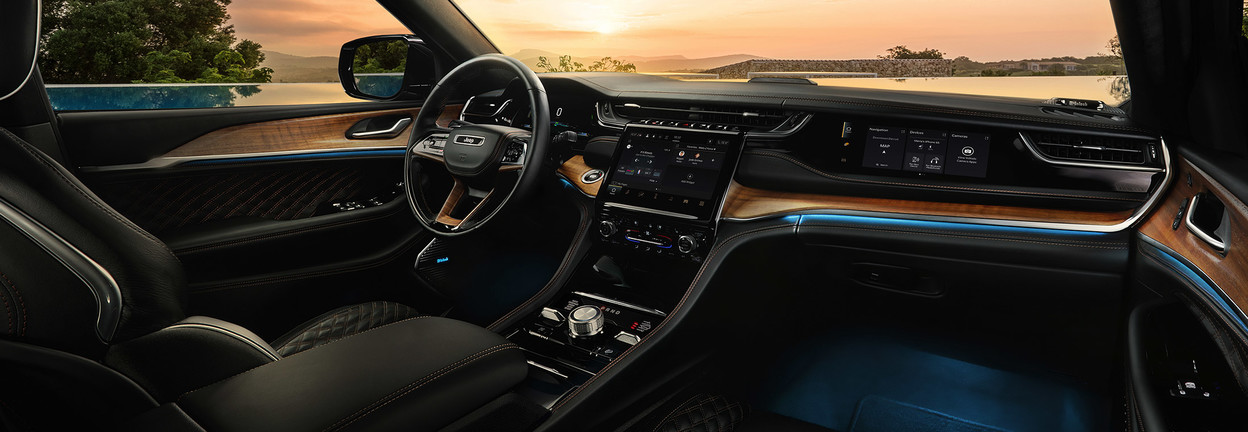 2024 Grand Cherokee Dashboard Controls