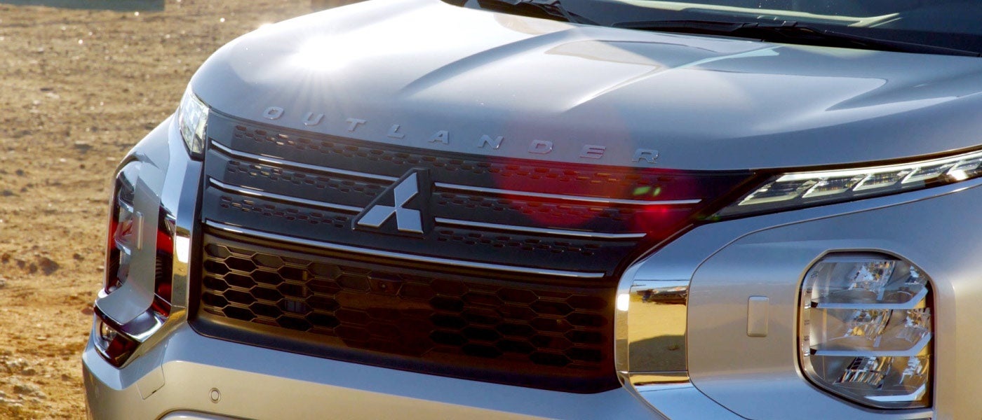 2024 Mitsubishi Outlander Front-End Design