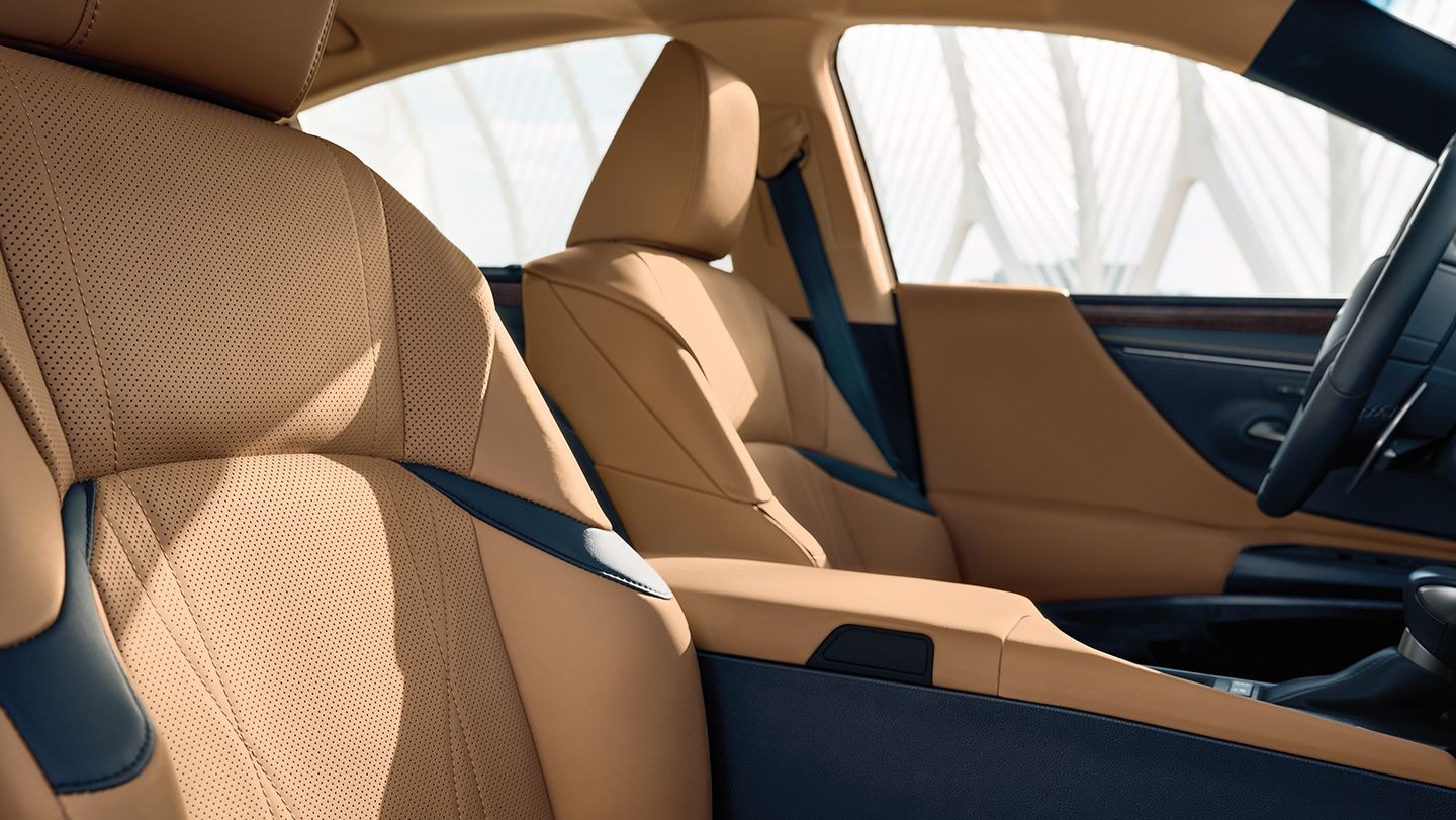 Front Interior Seating of the 2024 Lexus ES 300h