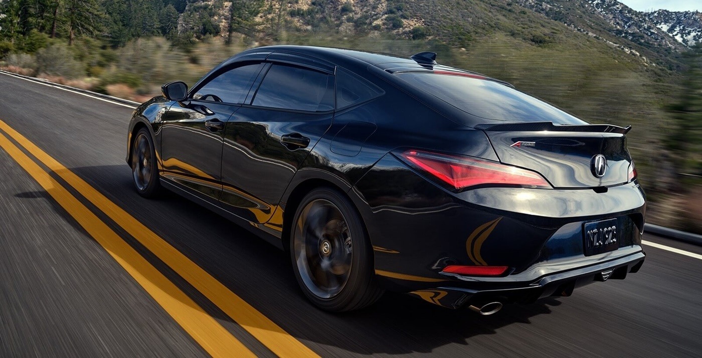 Acura Integra 2024 vs Cadillac CT4 2024 en Chantilly, VA