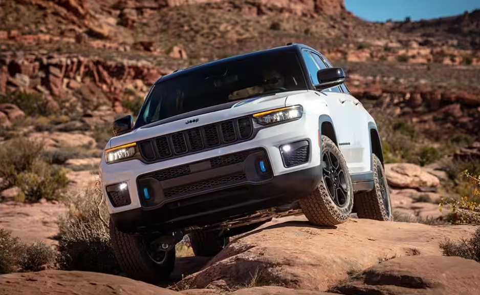 2025 Jeep Grand Cherokee Lease near Edgewater, FL New Smyrna Chrysler