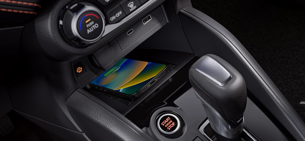 2024 Nissan Versa Wireless Charing and Push-Start Button