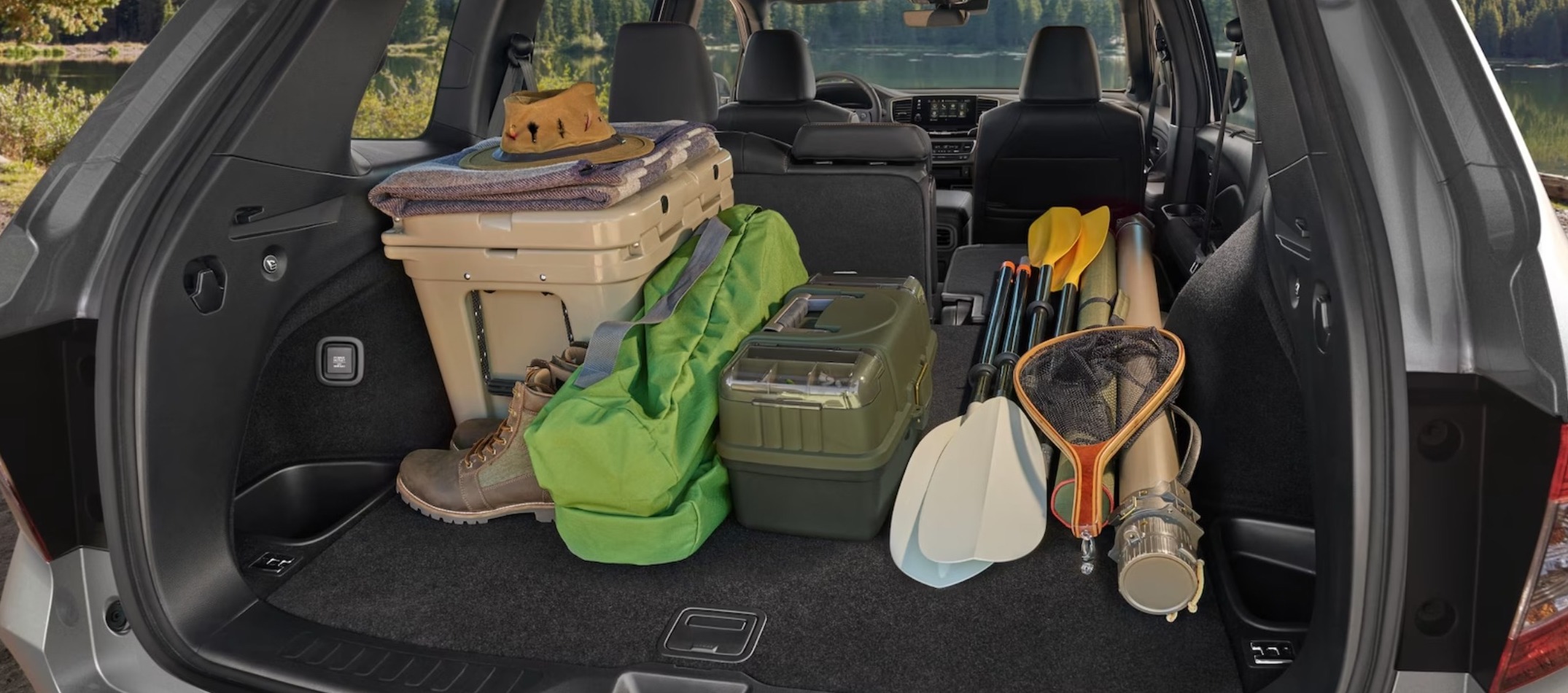 La versatilidad interior del Passport respalda tus aventuras.